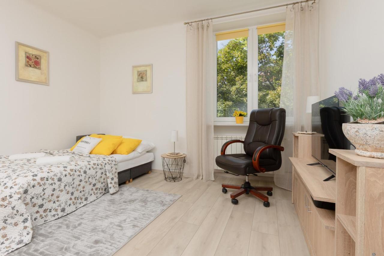Raclawicka Cozy Studio Apartment By Noclegi Renters Warschau Exterior foto